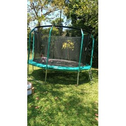 12 feet round trampolines with reinforced enclosure net